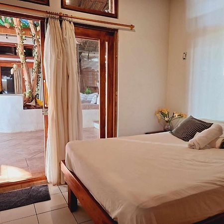 Sirena Surf Lodge Miramar Nicaragua Exterior photo