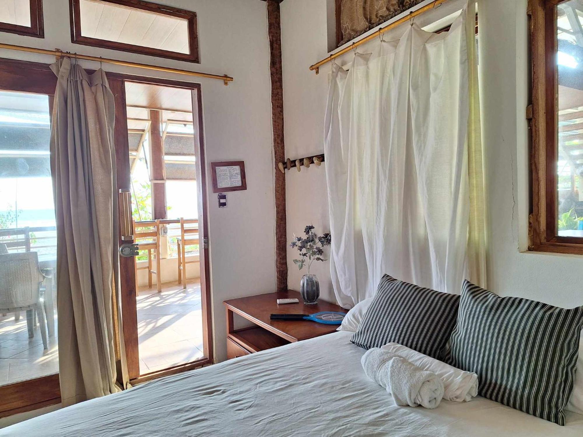 Sirena Surf Lodge Miramar Nicaragua Exterior photo